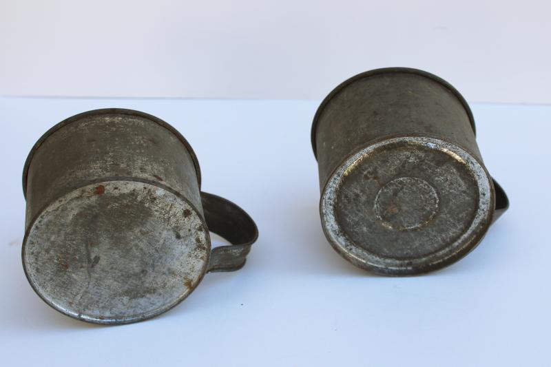 rustic primitive antique tin cups, old metal mugs early 1900s vintage