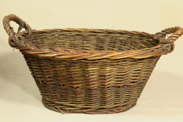 rare antique willow basket*egg basket*antique wicker basket*antique laundry basket*antique farmhouse basket*old herbal basket*antique egg basket