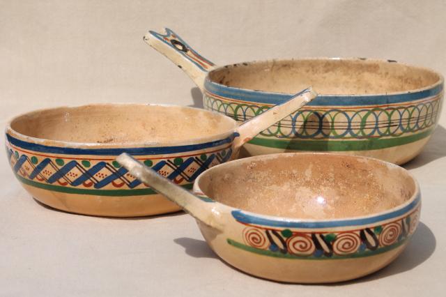 rustic vintage Mexican art pottery set of stick handled bowls, hand painted clay pots
