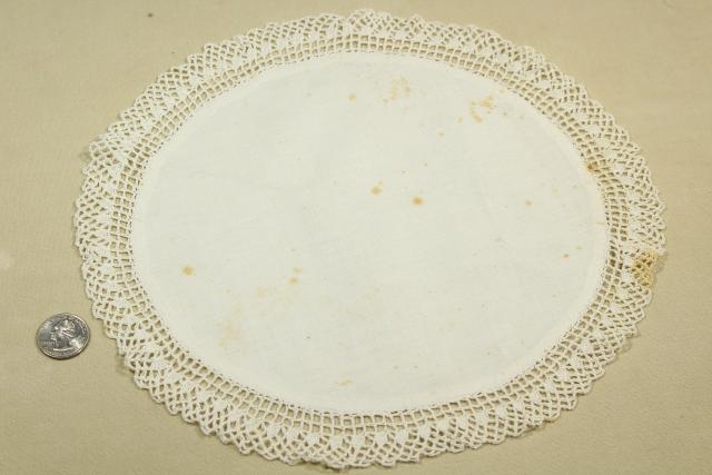 shabby vintage doily lot, lace trimmed linen table mats &  centerpieces w/ crochet edgings
