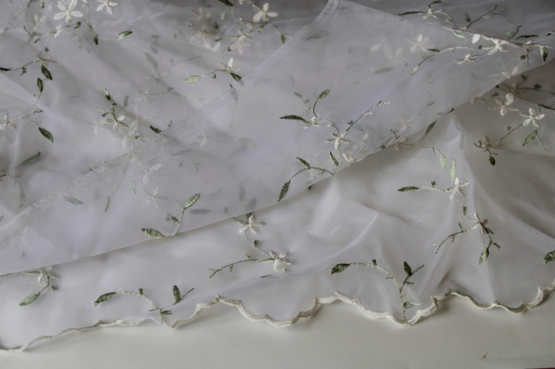 sheer white nylon organza fabric w/ embroidered orange blossoms, scalloped border vintage bridal veil