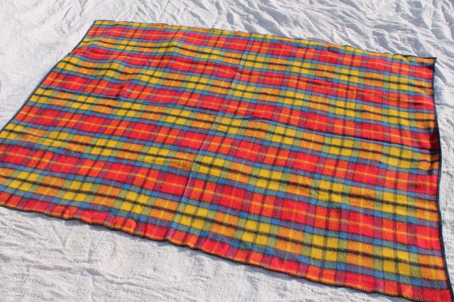 soft acrylic stadium blanket / throw, vintage camp blanket red tartan plaid