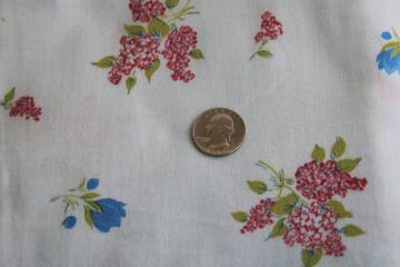 2 Yards of Vintage Red With Blue Tulips Floral Print Polyester Fabric