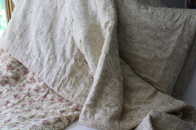 soft faded vintage floral cotton comforters w/ comfy cozy wool fill, farmhouse tied quilts