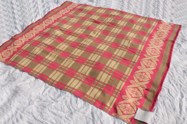 soft plush vintage cotton rayon camp blanket w/ original Beacon paper label