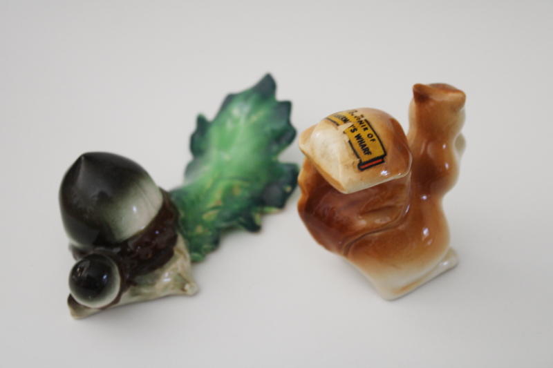 https://laurelleaffarm.com/item-photos/squirrel-acorn-oak-leaf-salt-and-pepper-shakers-vintage-ceramic-S-P-set-USA-pottery-Laurel-Leaf-Farm-item-no-wr112979-5.jpg