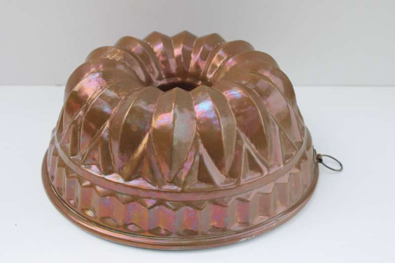 tarnished copper bundt cake mold, vintage baking pan french country style