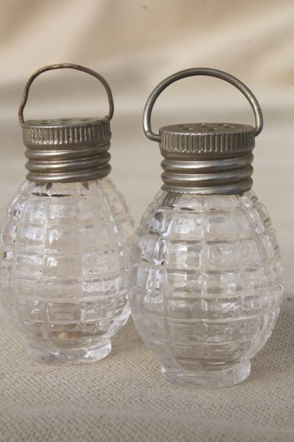 tiny pressed glass salt & pepper shakers, mini S&P sets w/ metal lids