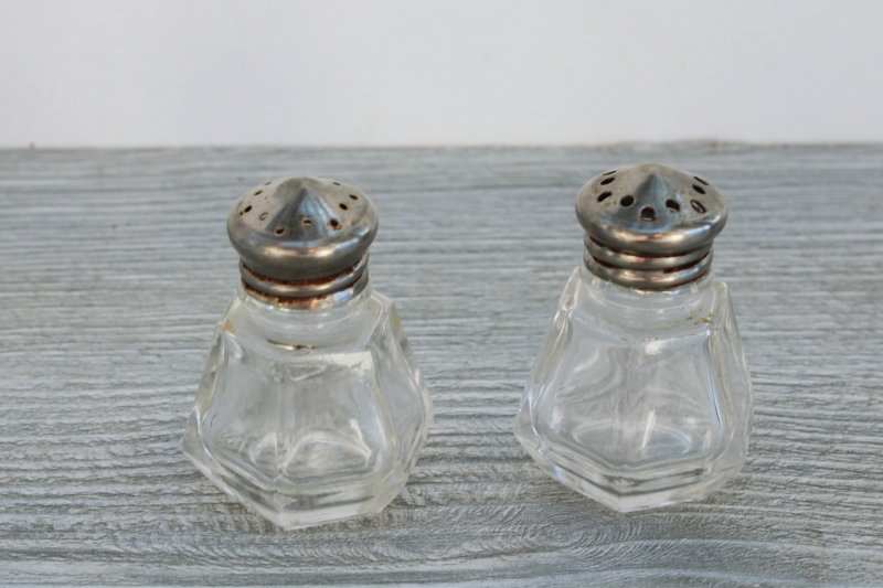 tiny vintage glass salt and pepper shakers, diner lunch counter retro S&P