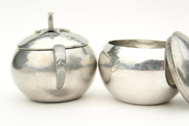 tomato figural pewter cream and sugar set, vintage Queen Art Pewter Brooklyn NY