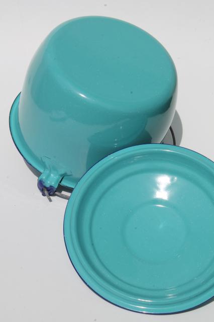 turquoise blue enamelware berry bucket / lunch pail / camp kettle pot w/ lid