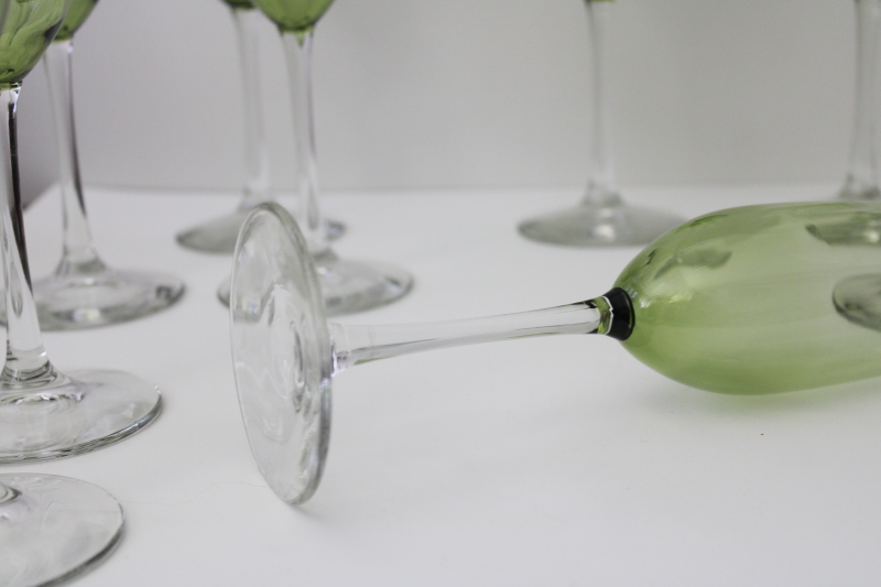 unused set of 12 glasses, Vina green clear stem Libbey glass champagne flutes