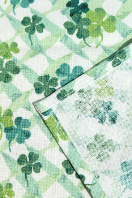 unused vintage Longaberger green shamrock clover print placemats & napkins