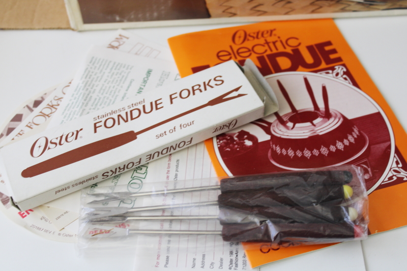 unused vintage Oster electric fondue pot w/ manual, complete set in box