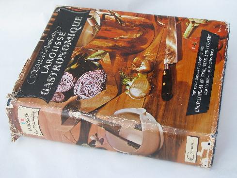 vintage 60s Larousse Gastronomique, 8500 recipes, 1000 illustrations