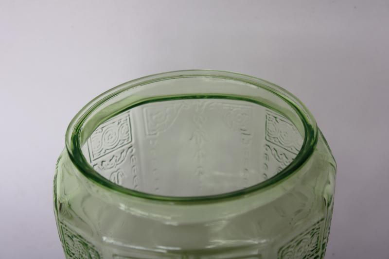 vintage Anchor Hocking Princess pattern green depression glass cookie or biscuit jar