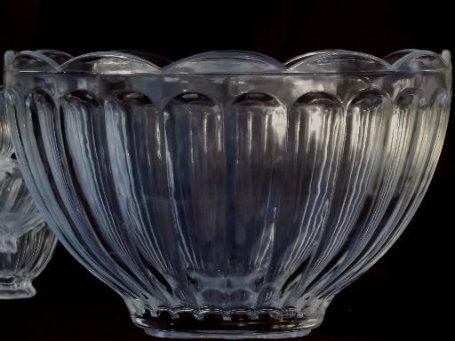 Colonial Punch Bowl by Anchor Hocking with 10 Cups