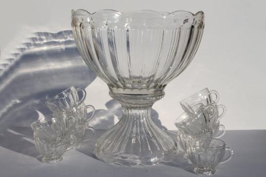 Colonial Punch Bowl by Anchor Hocking with 10 Cups
