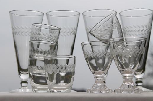 https://laurelleaffarm.com/item-photos/vintage-Anchor-Hocking-laurel-pattern-glassware-wheel-cut-etched-laurel-glasses-Laurel-Leaf-Farm-item-no-s5851-1.jpg