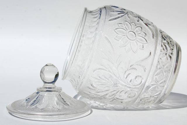 vintage Anchor Hocking sandwich pattern glass cookie jar, crystal clear color