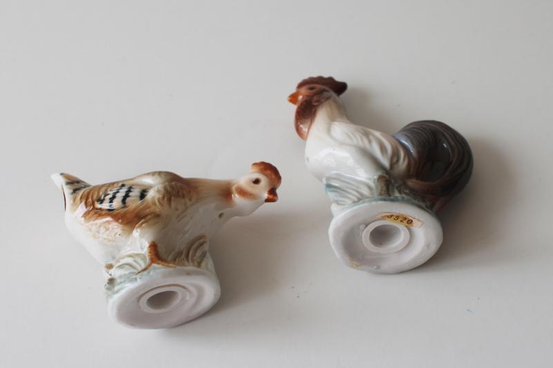 vintage Ardalt bone china hen & rooster chickens S&P shakers, made in Taiwan