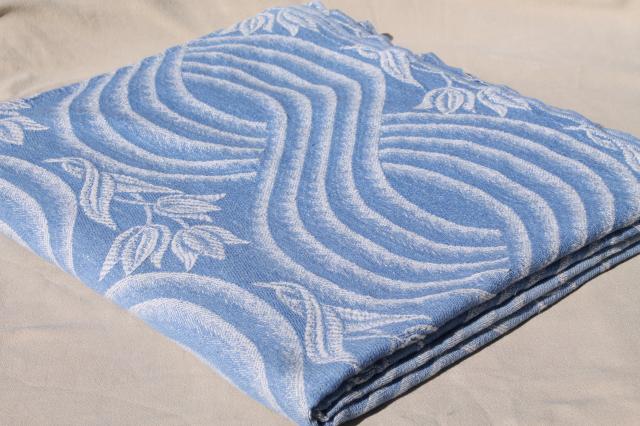 vintage Bates bedspread, woven cotton bed  cover w/ dutch tulips, blue & white