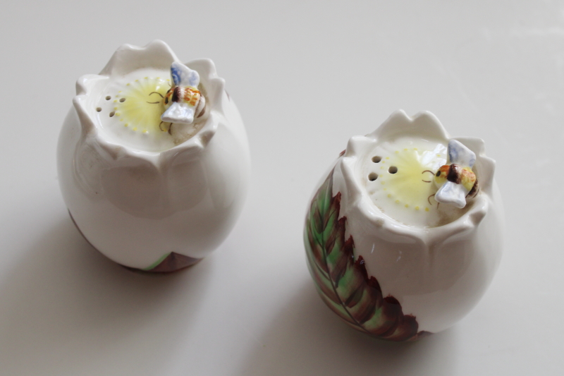 vintage Beeline Lefton china bee ware S&P shakers, hand painted ceramic bees on flowers