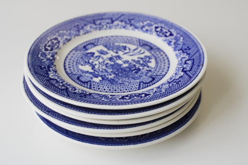 vintage Blue Willow china bread & butter plates, small dessert plates set
