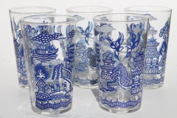 vintage Blue Willow pattern glass drinking glasses, go-along tumblers for china dinnerware