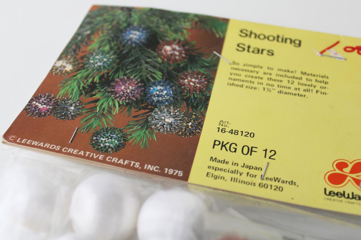 vintage Christmas LeeWards kit, beaded mini ornaments to make, sequined Shooting Stars