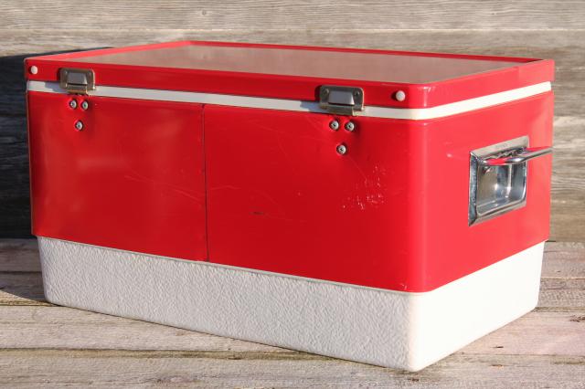 vintage Coleman ice chest w/ metal handles, retro 60s 70s cooler for soda pop or beer