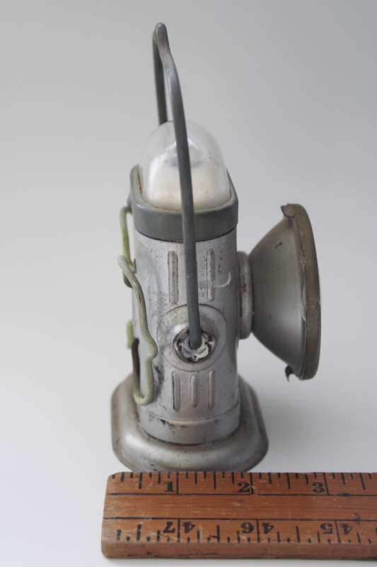 vintage Delta Electric Juniorlite battery lantern flashlight two light lamp w/ handle