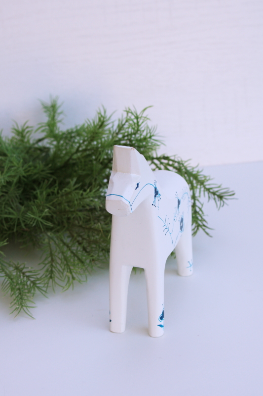 vintage Denmark carved wood Dala horse hand painted blue & white classic Danish Royal Copenhagen pattern