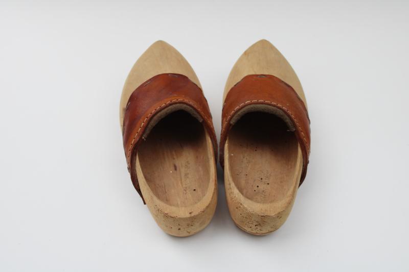 vintage Dutch klompen wooden shoes, little clogs w/ leather trim, old world farmhouse style