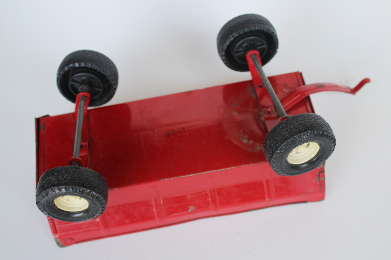 vintage Ertl metal truck tractor trailer wagon, classic red farmhouse style holiday decor