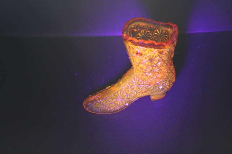 vintage Fenton daisy button pattern tall boot vase or figurine, amberina glass UV glow
