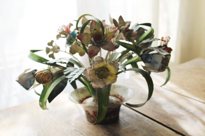 vintage Italian tole wrought metal art flowers bouquet, shabby chippy paint