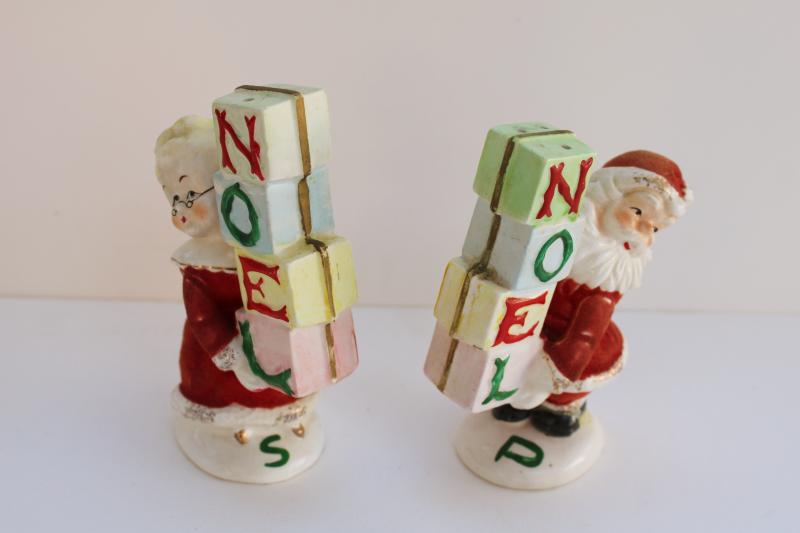 vintage Japan flocked ceramic Santa and Mrs Claus NOEL figurine S&P shakers