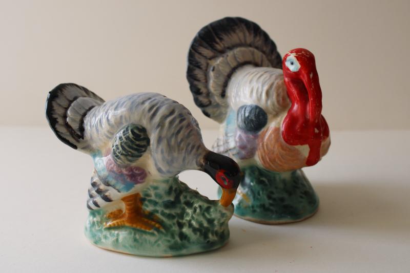 vintage Japan hand painted ceramic S&P shakers, Thanksgiving turkey tom & hen