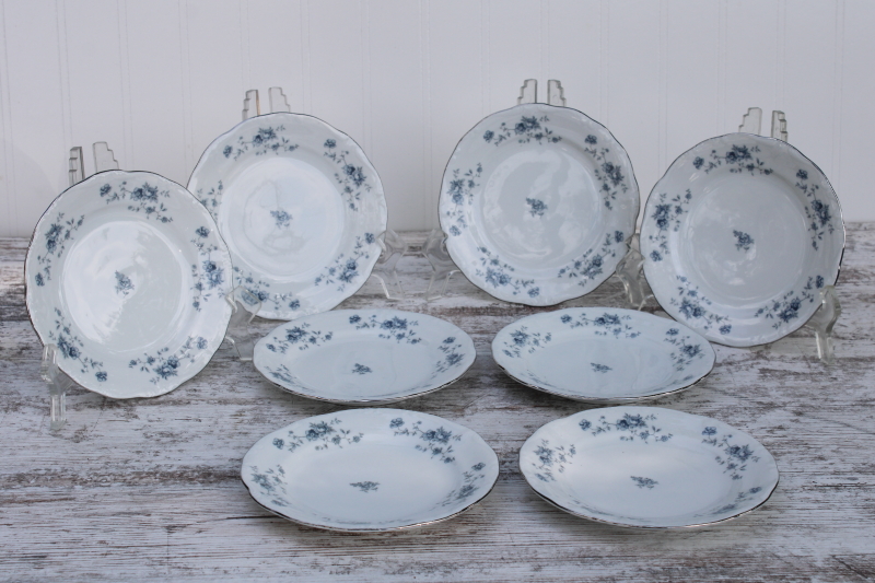 The Vintage Laundry — BLUE WILLOW JAPAN BREAD AND BUTTER PLATES