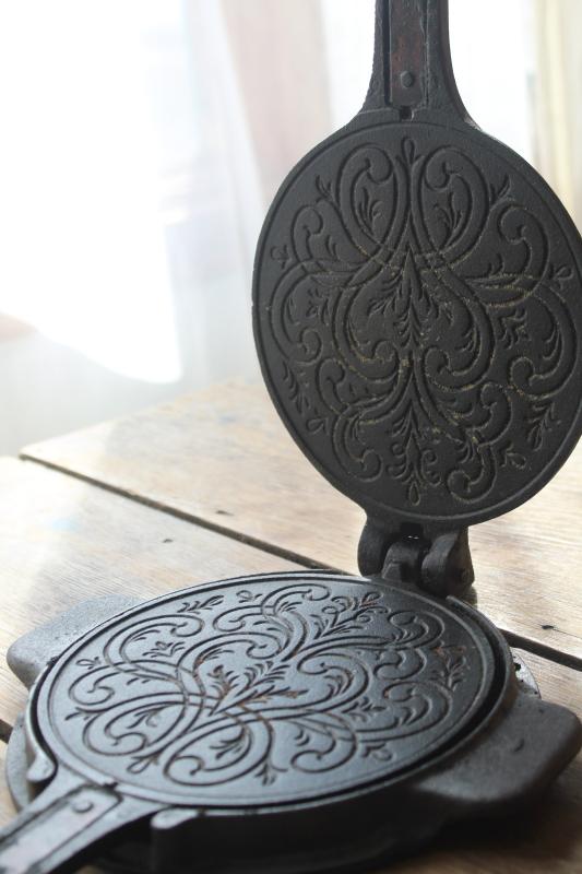 vintage Jotul Norway cast metal waffle iron for Scandinavian krumkake or pizzelle cookies