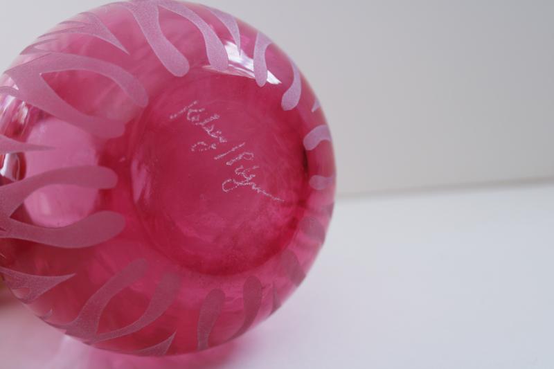 vintage Kelsey Murphy signed carved etched art glass vase, Pilgrim cranberry glass