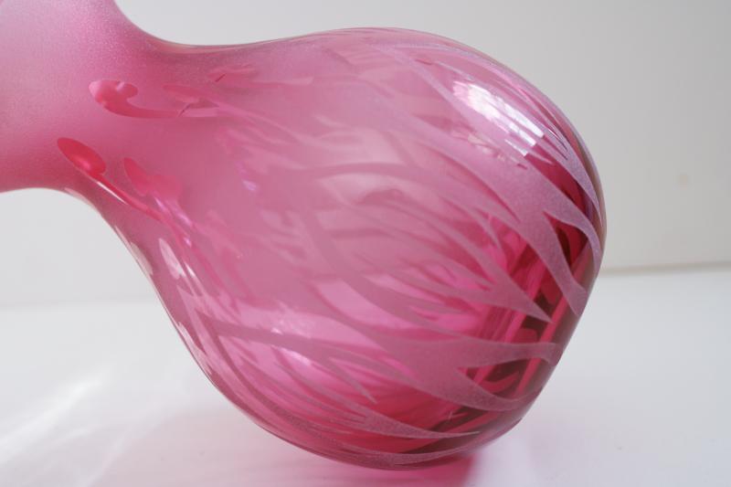 vintage Kelsey Murphy signed carved etched art glass vase, Pilgrim cranberry glass