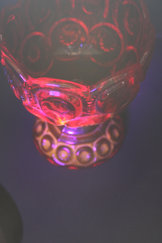 vintage L E Smith moon  stars amberina glass dish cadmium glow under UV light