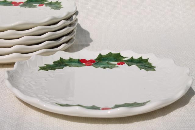 vintage Lefton Christmas holly white china dinner plates, hand painted ceramic made in Japan
