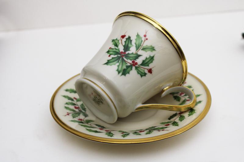 vintage Lenox china Christmas holly holiday pattern, footed tea cup & saucer