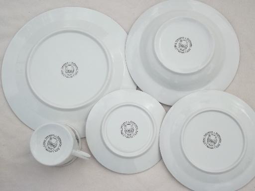 vintage Libbey china dinnerware, Bows of Holly Christmas dishes set for 4