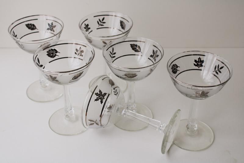 vintage Libbey silver foliage frosted glass champagne or cocktail glasses set 