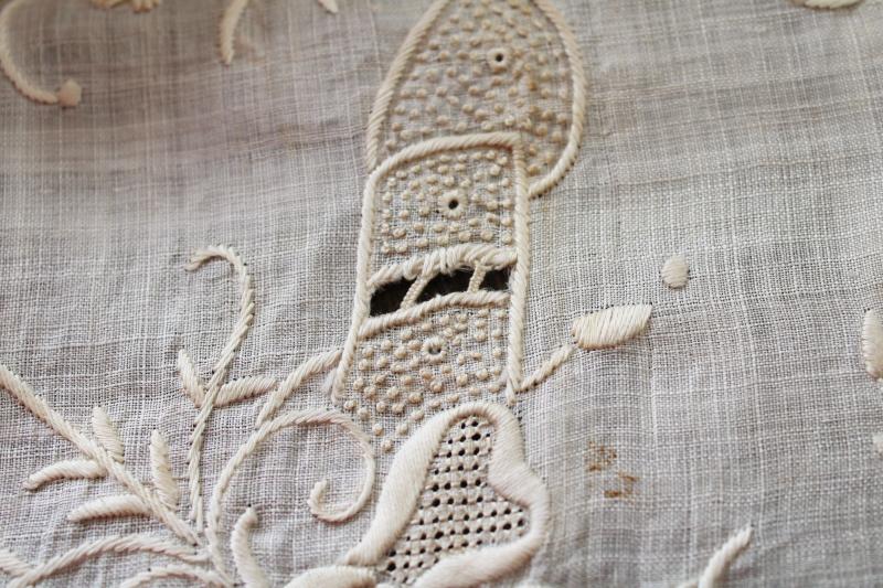 vintage Madeira handkerchief linen table runner, elaborate cutwork embroidery