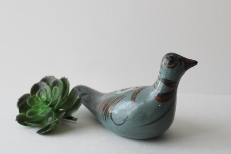 vintage Mexican pottery dove, Tonala burnished clay hand painted bird figurine